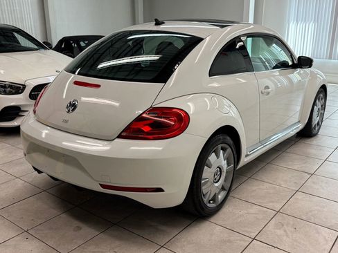 Used 2014 Volkswagen Beetle TDI image 9