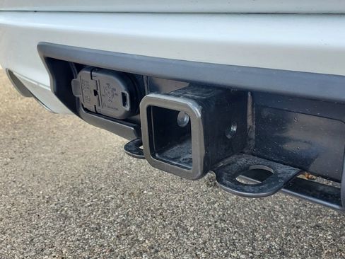 Used 2020 Jeep Grand Cherokee Overland AWD/4WD image 7