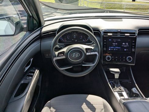 Used 2022 Hyundai Santa Cruz SEL image 16