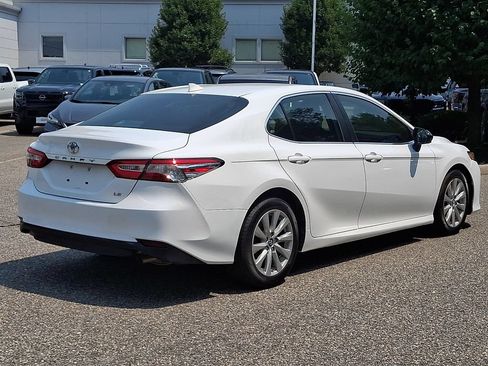 Used 2019 Toyota Camry LE FWD image 8