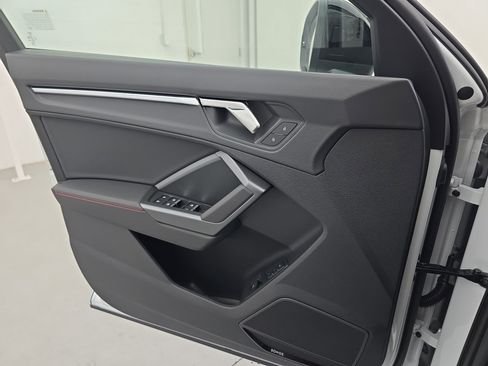 New 2025 Audi Q3 2.0T Premium Plus image 25