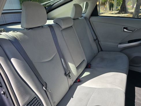 Used 2014 Toyota Prius Three FWD image 16