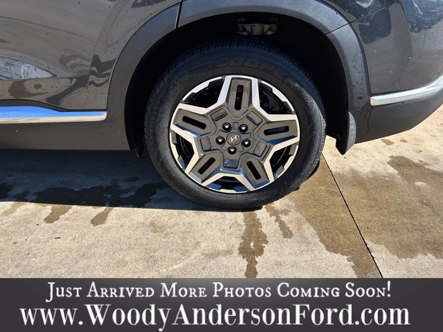 Used 2021 Hyundai Santa Fe Limited FWD image 7