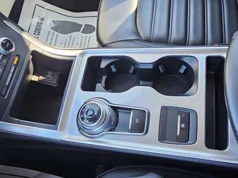 Used 2024 Ford Edge SEL image 20