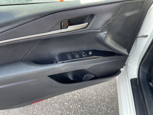 Used 2025 Toyota Camry LE image 20