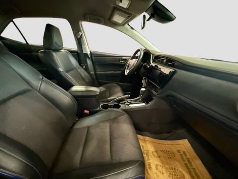 Used 2017 Toyota Corolla SE w/ Carpet Mat Package (TMS) image 26