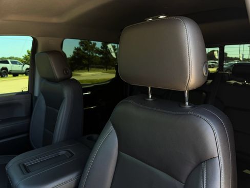 Used 2021 Chevrolet Silverado 1500 RST w/ Texas Edition Plus AWD/4WD image 13