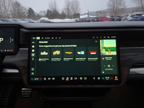 Used 2022 Rivian R1T Adventure image 21