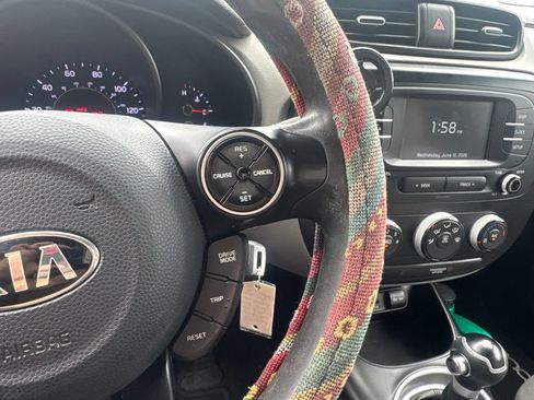 Used 2019 Kia Soul FWD image 15