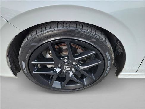 Used 2022 Honda Civic Sport image 9