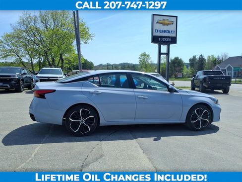 Used 2024 Nissan Altima 2.5 SR FWD image 4