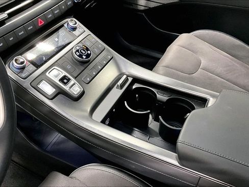 Used 2025 Hyundai Palisade Calligraphy image 17