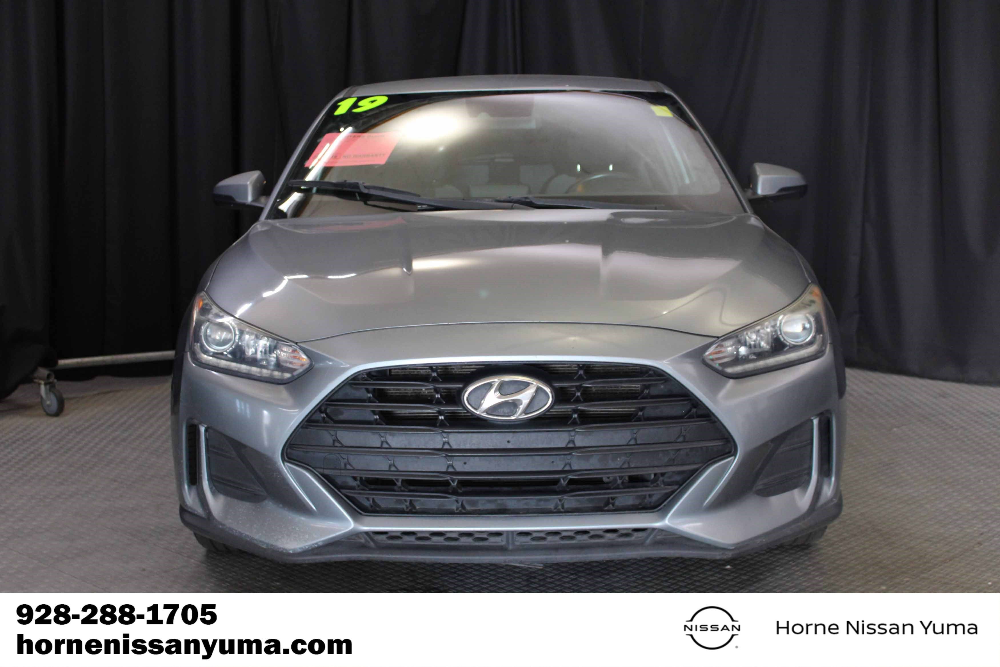 Used 2019 Hyundai Veloster 2.0 FWD image 2