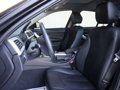Used 2012 BMW 328i Sedan RWD image 19