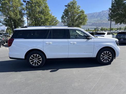 Used 2025 Ford Expedition Max Platinum AWD/4WD image 6