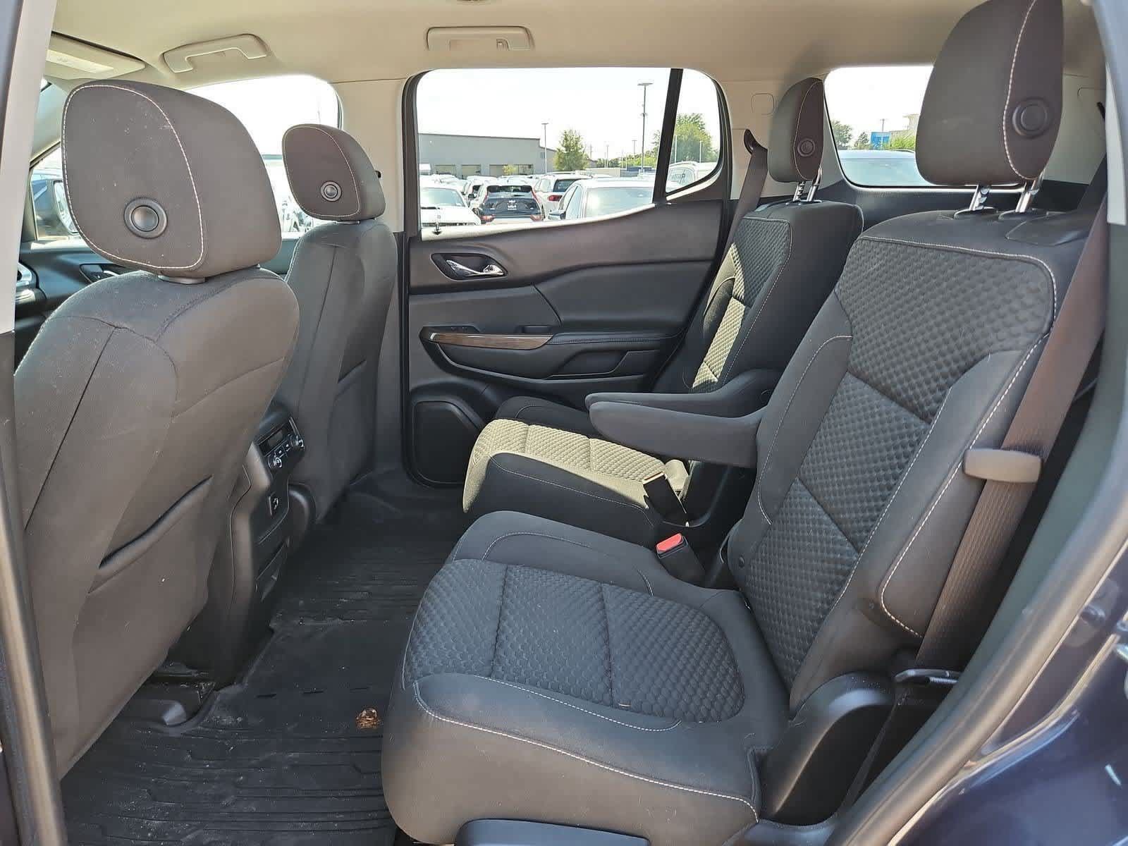 Used 2018 GMC Acadia SLE w/ Driver Alert Package I FWD image 18