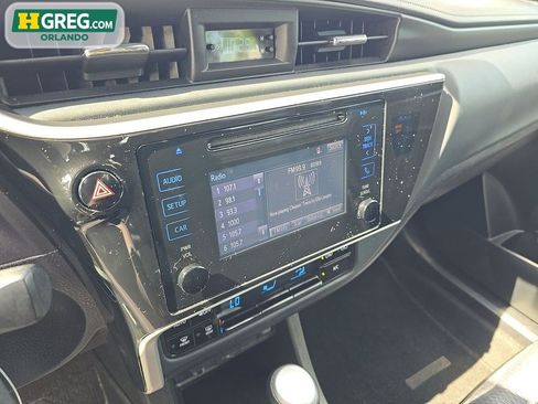 Used 2019 Toyota Corolla LE FWD image 14