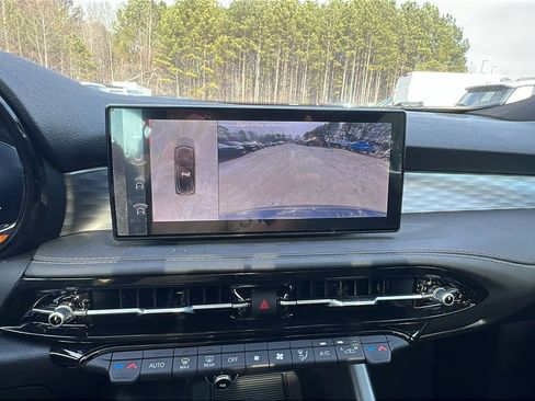 Used 2024 Alfa Romeo Tonale Veloce image 29