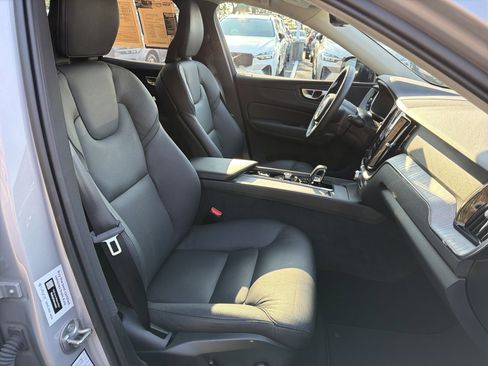 Certified 2025 Volvo XC60 B5 Plus w/ Climate Package image 35