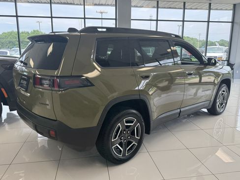New 2026 Jeep Cherokee Laredo AWD/4WD image 5