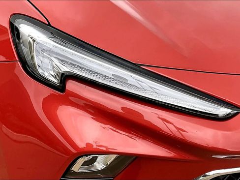 Used 2024 Buick Encore GX Sport Touring image 25