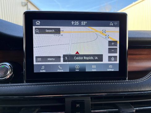 Used 2020 Lincoln Corsair Reserve w/ Equipment Group 201A image 18