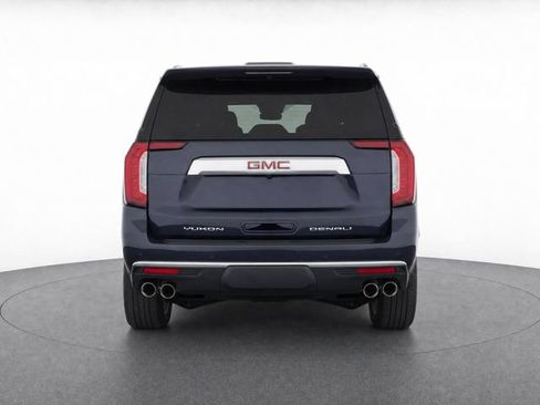 Used 2023 GMC Yukon Denali RWD image 3