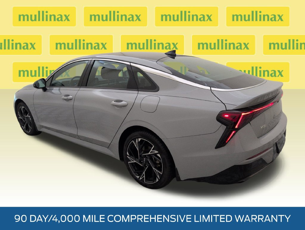 Used 2025 Kia K5 GT-Line w/ GT-Line Premium Package FWD image 9