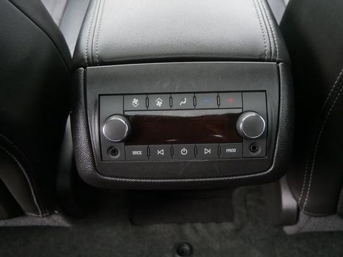 Used 2015 GMC Acadia SLT w/ Open Road Package AWD/4WD image 19