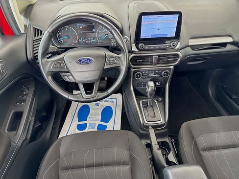 Used 2020 Ford EcoSport SE w/ SE Convenience Package image 29