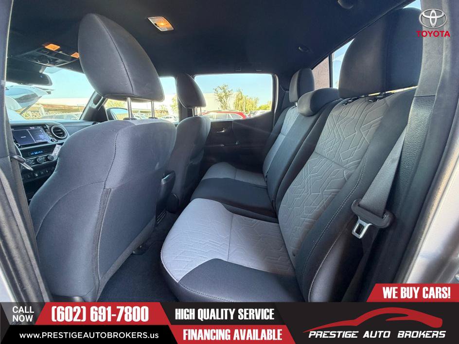 Used 2021 Toyota Tacoma TRD Off-Road w/ Technology Package AWD/4WD image 35