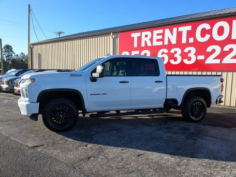 Certified 2022 Chevrolet Silverado 2500 LTZ w/ LTZ Plus Package image 2
