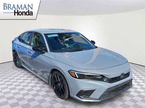 Used 2023 Honda Civic Sport image 2