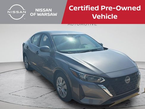 Used 2025 Nissan Sentra S FWD image 2