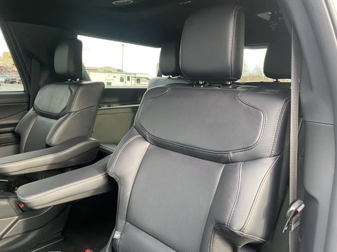 New 2026 Ford Expedition Max Platinum w/ Stealth Appearance Package image 29