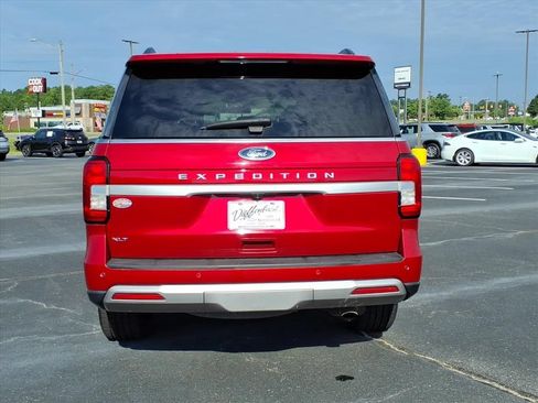 Used 2022 Ford Expedition XLT AWD/4WD image 17