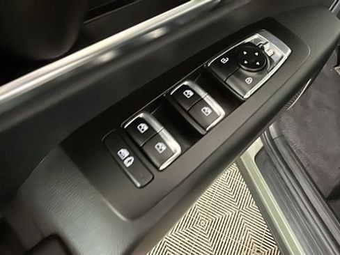Used 2024 Kia Telluride EX X-Line AWD/4WD image 11