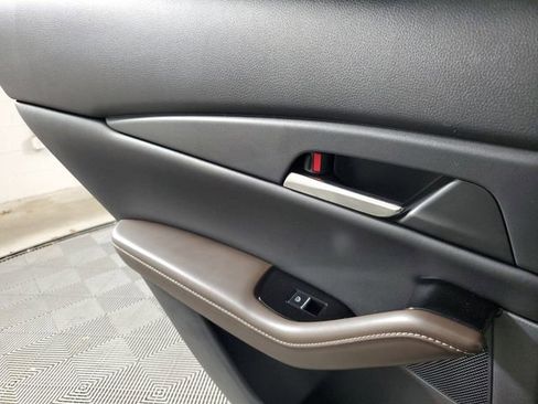 Used 2025 MAZDA CX-30 AWD 2.5 S w/ Premium Package image 18