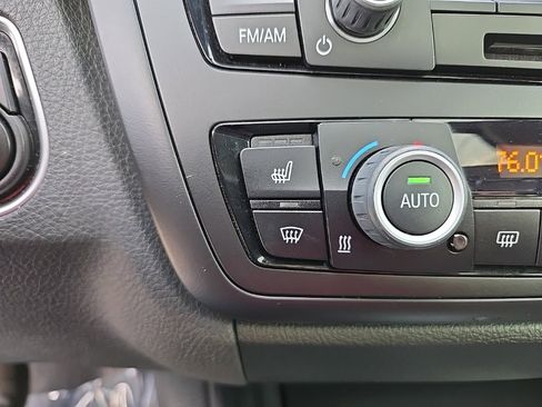 Used 2015 BMW 320i Sedan image 31