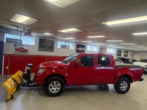 Used 2010 Nissan Frontier PRO-4X AWD/4WD image 5
