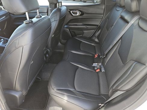 New 2026 Jeep Compass Latitude image 23