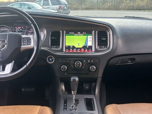 Used 2013 Dodge Charger R/T image 21
