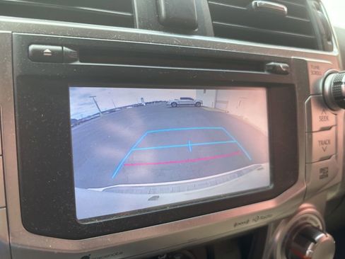 Used 2019 Toyota 4Runner SR5 Premium RWD image 10