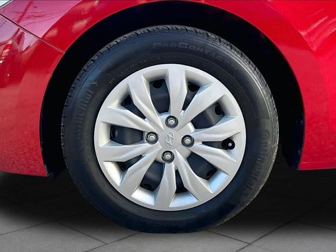 Used 2022 Hyundai Accent SE FWD image 11