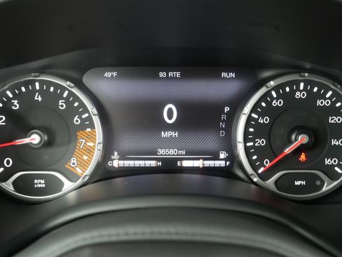 Used 2022 Jeep Renegade Latitude w/ Convenience Group AWD/4WD image 21