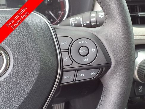 Used 2023 Toyota RAV4 XLE Premium AWD/4WD image 34