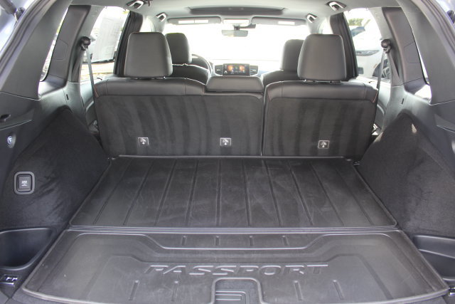 Used 2025 Honda Passport TrailSport image 5