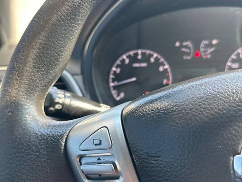 Used 2015 Nissan Sentra S FWD image 27