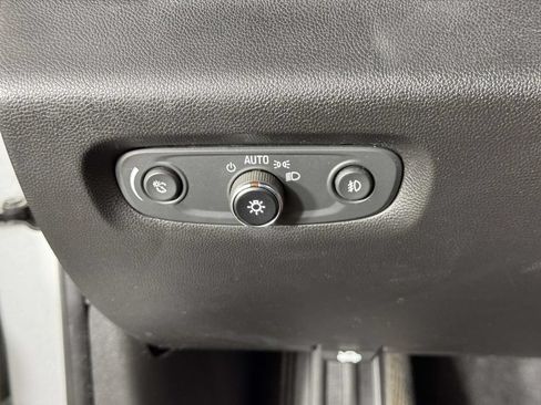 Used 2019 Chevrolet Traverse LT AWD/4WD image 19