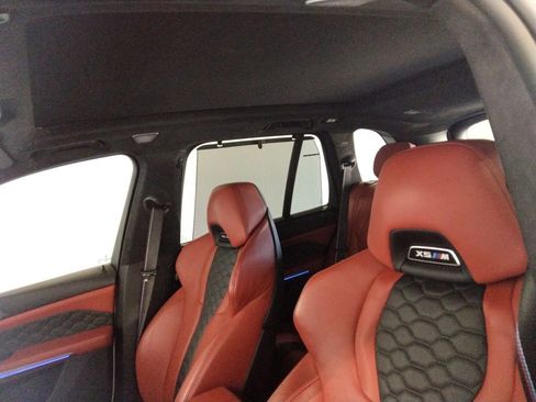 Used 2021 BMW X5 M image 32